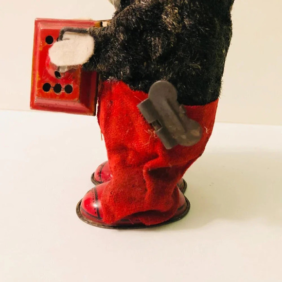 Vintage 1950s Tin Toy Key Wind Up Bear Playing Accordion 6 Inch Tall Works - Picture 7 of 16